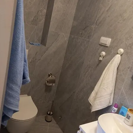 Viktoria *